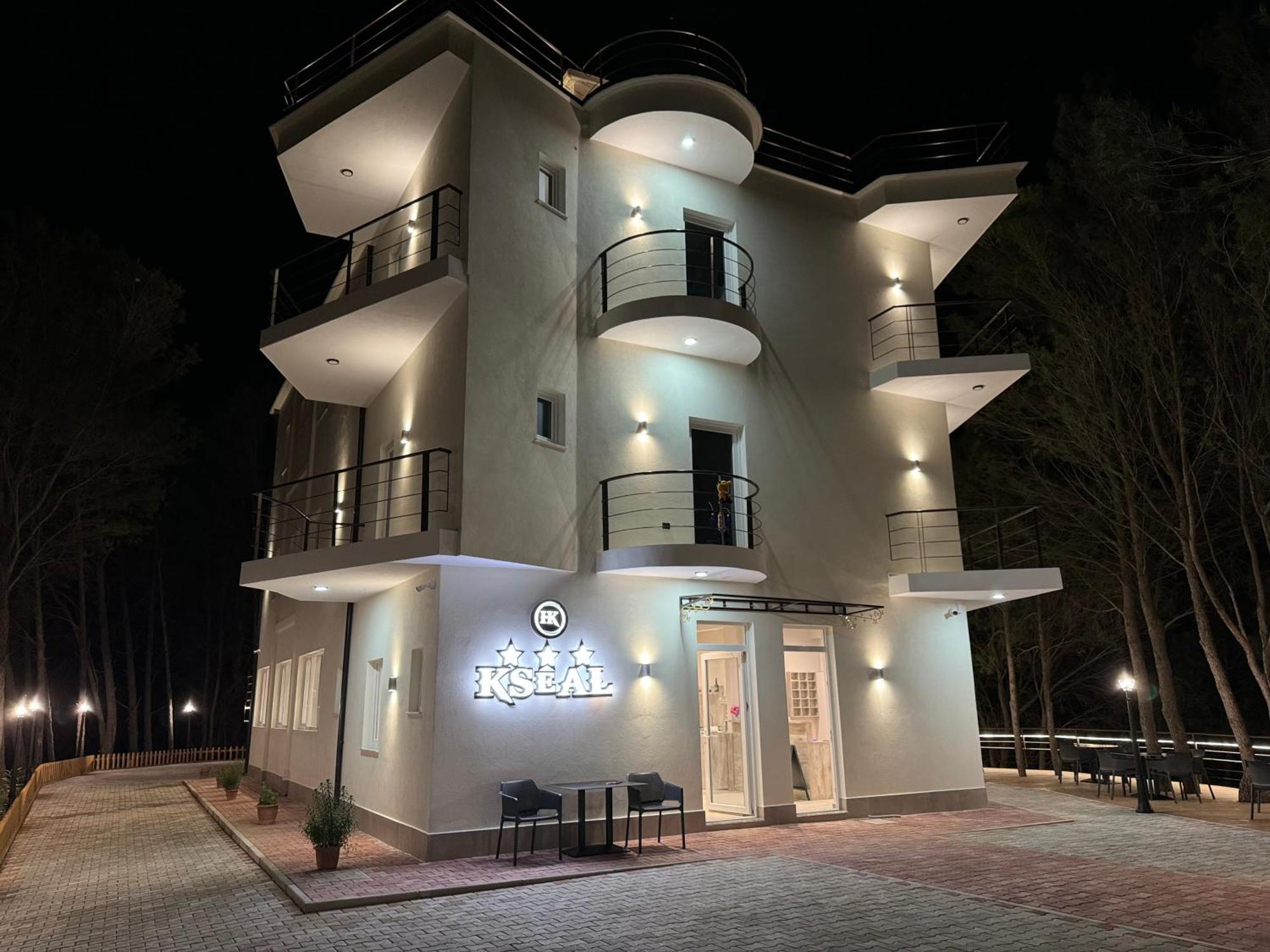 Hotel Kseal Permet Exterior photo